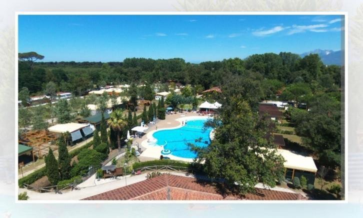 Familie Chalet In Toscane, Aan Zee, Aangeboden Door Micasatoscana Виареджо Экстерьер фото